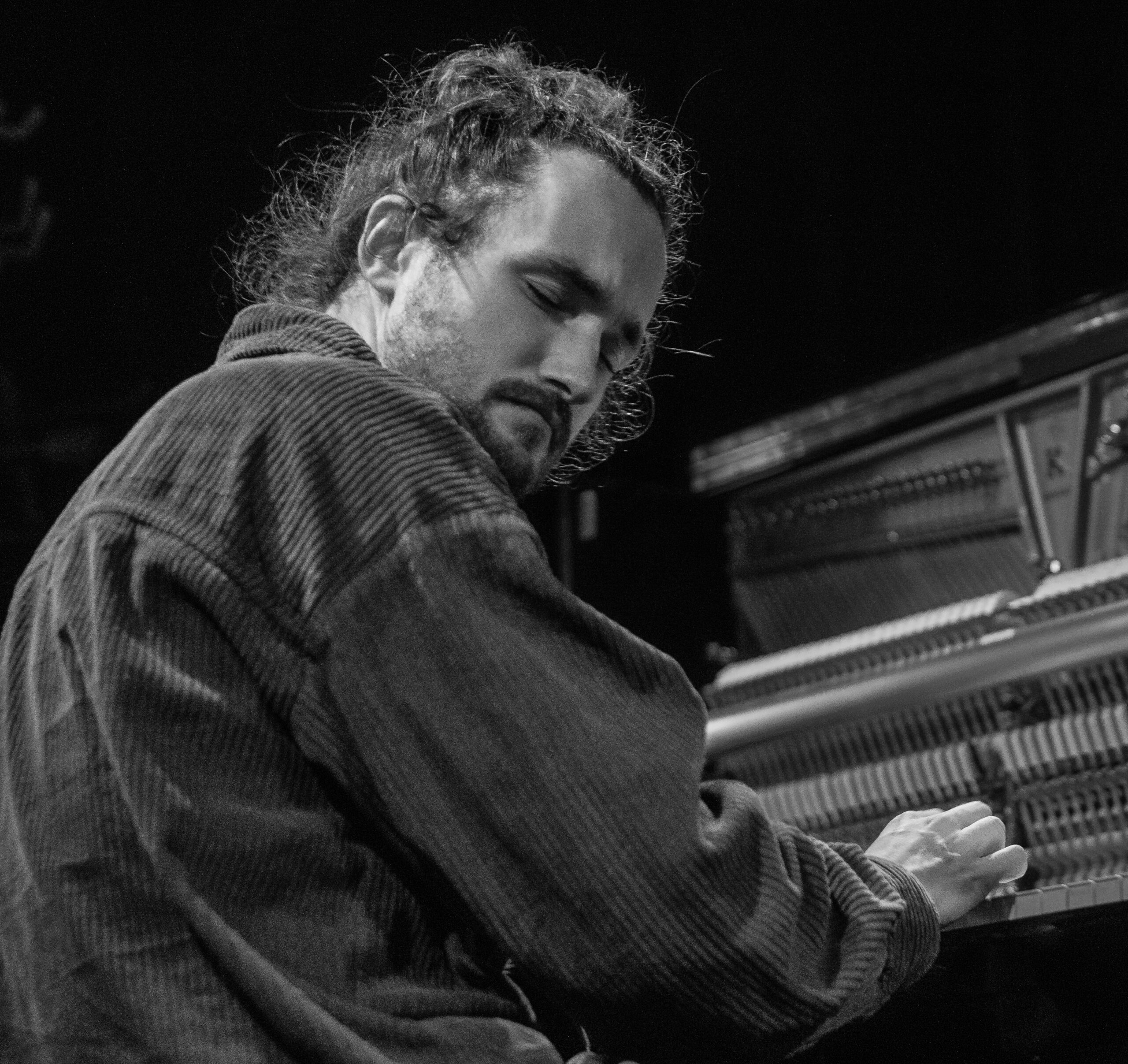 Fergus McCreadie: The Scottish Piano Virtuoso Fusing Contemporary Jazz with Celtic Folk