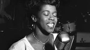 Sassy’s Latitude: How Sarah Vaughan Redefined the Jazz Vocal
