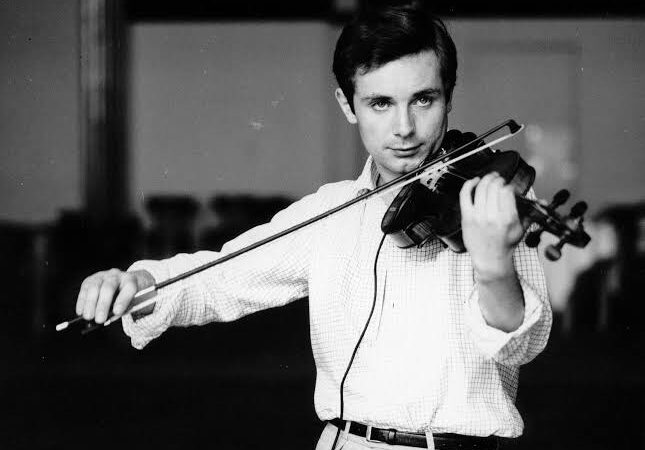 Jean-Luc Ponty: The Jazz Fusion Pioneer Who Revolutionized the Electric Violin