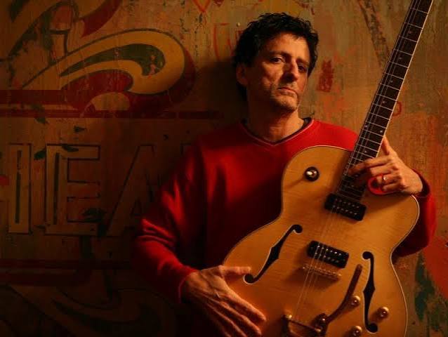 The Rio-New York Continuum – Vinícius Cantuária and the Ghostly, Minimalist Geometry of Neo-Bossa Nova